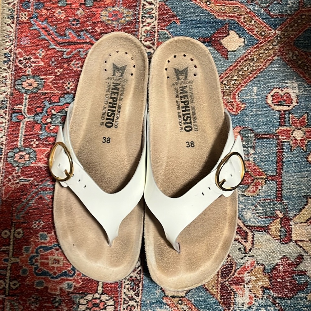 Mephisto White patent sandals, size 38!